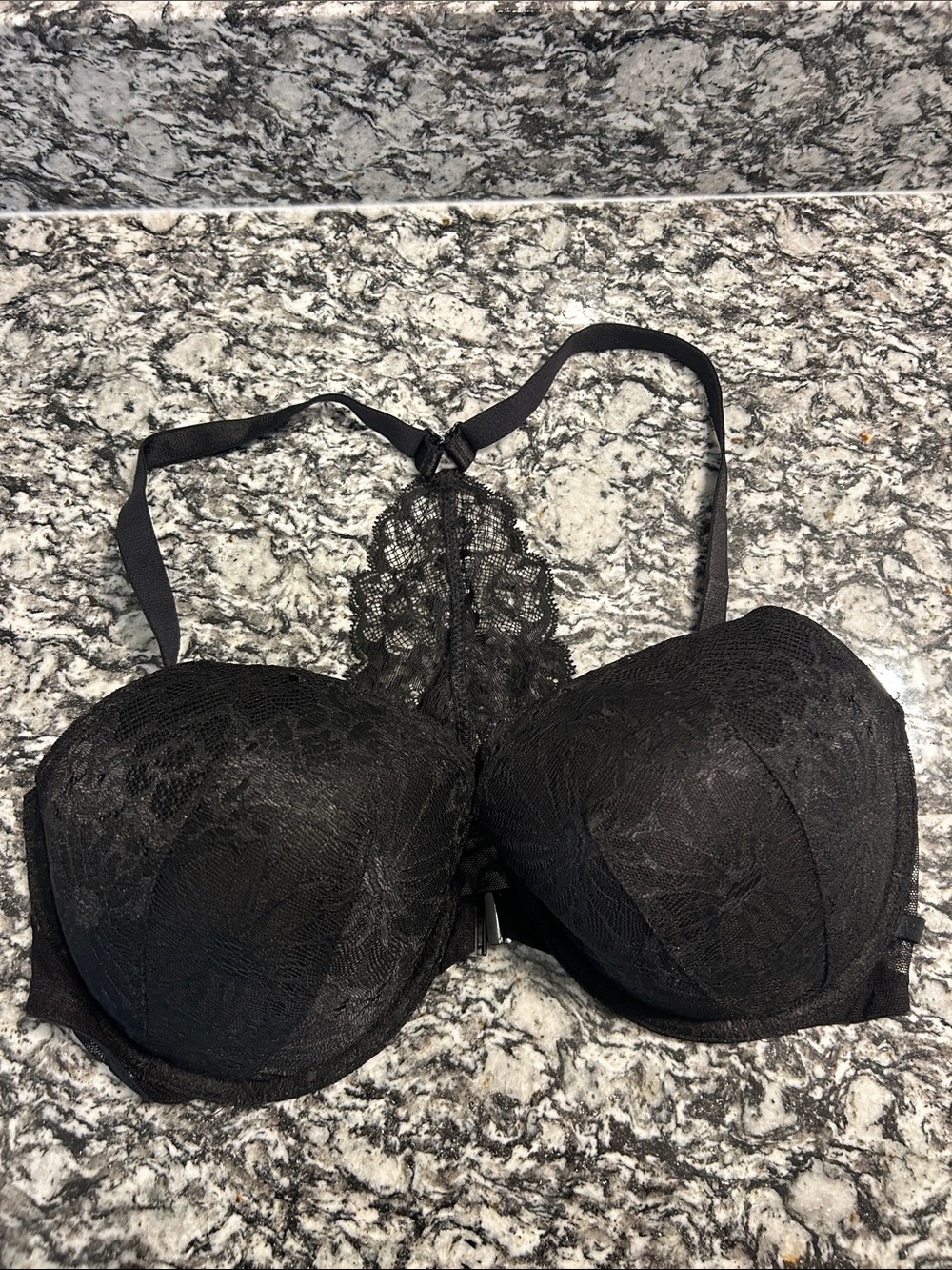 NWOT Victoria’s Secret Front Clip Lace Racerback Bra - Black